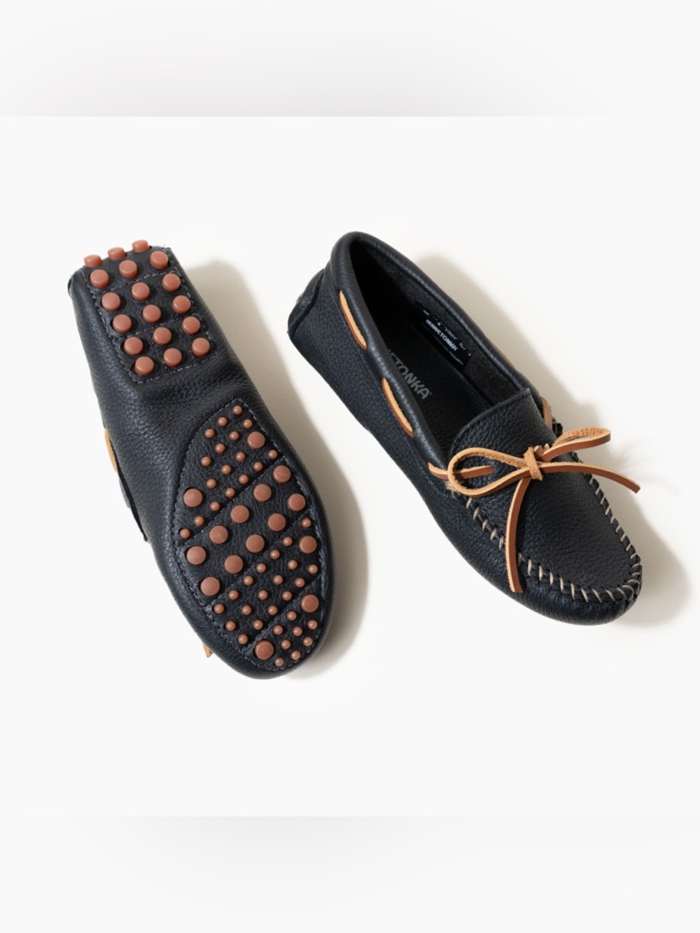 Minnetonka moosehide leather classic driver loafers black 9